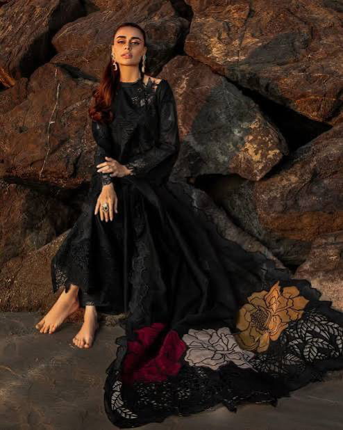 Rang Rasiya Premium Embroidered Luxury Lawn Collection 10/10