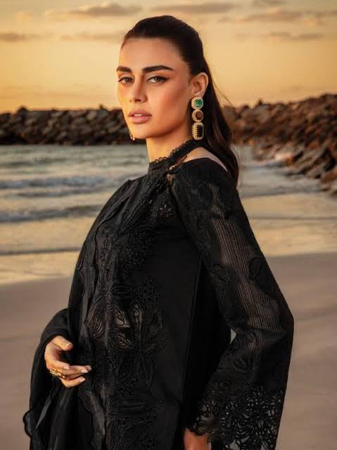 Rang Rasiya Premium Embroidered Luxury Lawn Collection 10/10